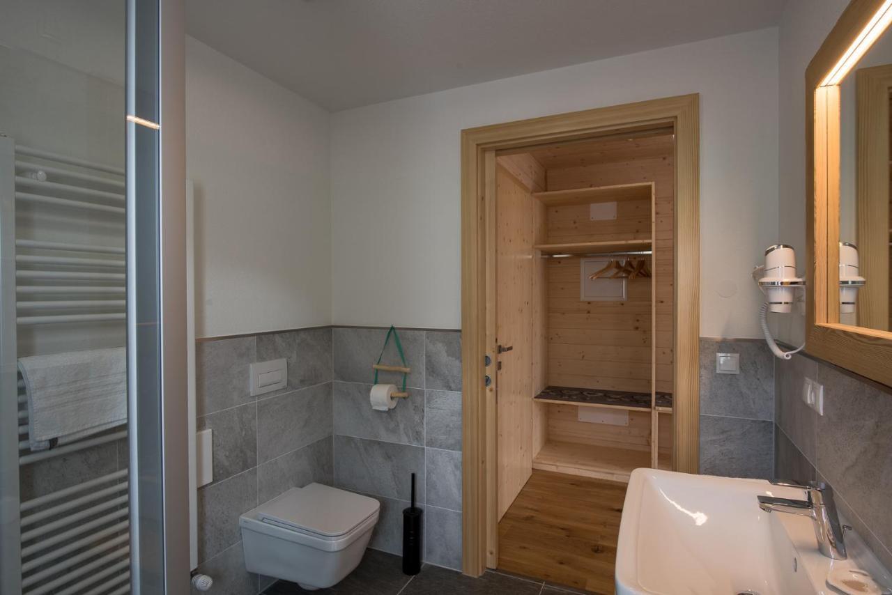 Eco-Green Fiores Agriturismo ヴィーゴ・ディ・ファッサ エクステリア 写真