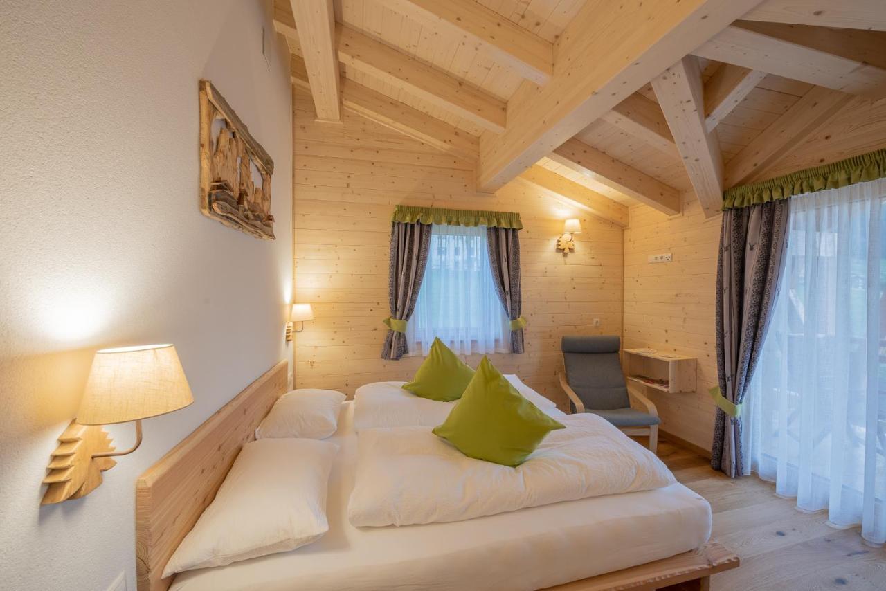 Eco-Green Fiores Agriturismo ヴィーゴ・ディ・ファッサ エクステリア 写真